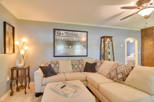Riverfront Getaway with Hot Tub and Game Room! in New Port Richey, USA