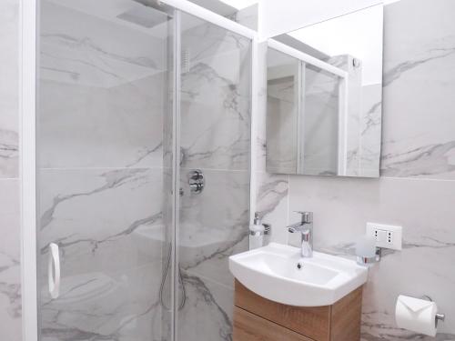 Urban Home - Direct to Malpensa - Duomo - San Siro, Mediolan (zdjęcie 6)