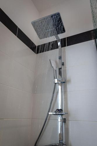 Superior Apartment image 8