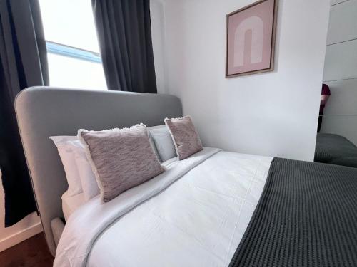 Luxury 2-bedroom Flat in Camden, London (photo 8)