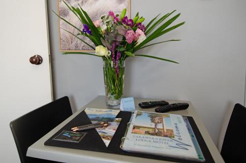 塔拉威拉河旅馆