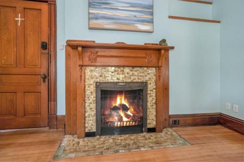 Spacious Getaway Premier 1BDR Suite 1 ➠ 200 in Grand Haven, USA