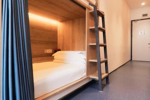 吃山02救赎青年旅店 吃山02救赎青年旅店