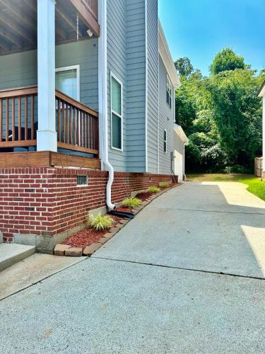 Exterior view, Modern Downtown ATL Retreat in Browns Mill Park