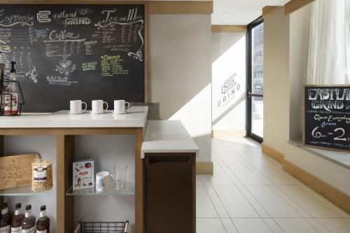 The Westin Portland Harborview - image 2