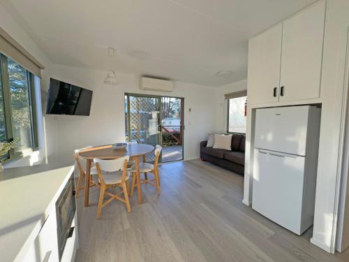 Superior Cabin (2BR) – 6B