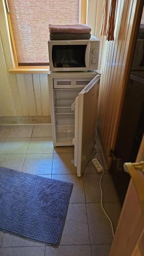 Cozy Forest Cabin in Kadaga