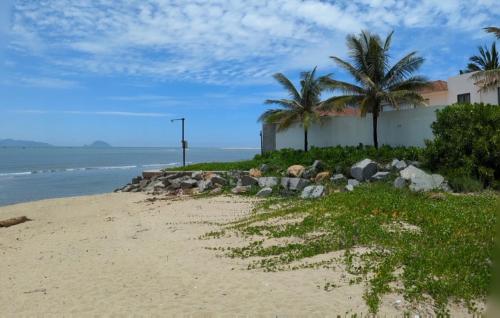 Surrounding environment, Cua Dai Beach Hotel view Beach & River in Cửa Đại