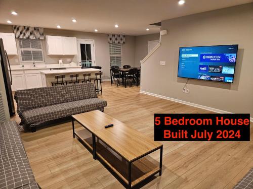 Stay Vacation Homes Niagara Falls - image 10