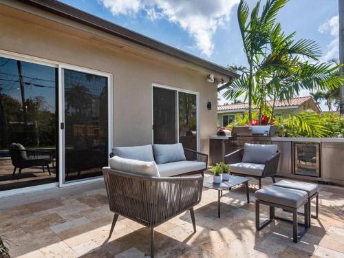 Amazing Family Home in Hollywood FL Amazing Family Home in Hollywood FL