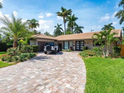 Amazing Family Home in Hollywood FL Amazing Family Home in Hollywood FL