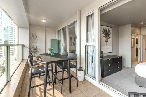 Luxurious Harbour View Apartment in Downtown, Auckland (photo 5)