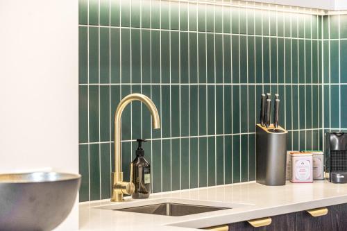 Luxurious Harbour View Apartment in Downtown, Auckland (photo 8)