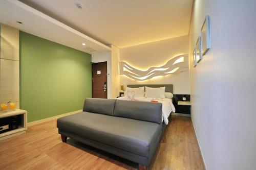 บอนเนต์ โฮเต็ล ซูราบายา (Bonnet Hotel Surabaya) in สุราบายา
