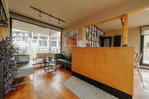 館内設備, Quadrum Hotel in グダウリ