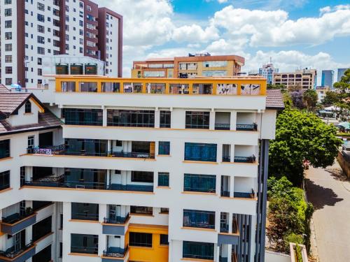 נוף חוץ, Azania ,Cozy unit opposite Movenpick hotel in ניירובי