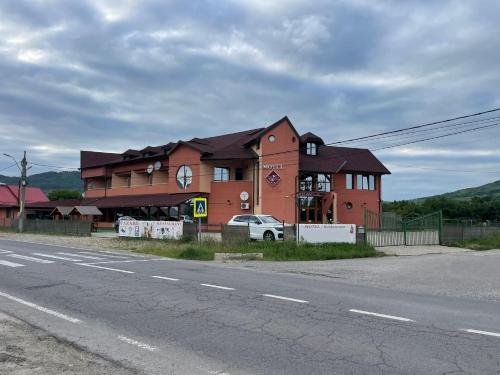 . Motel ADAM