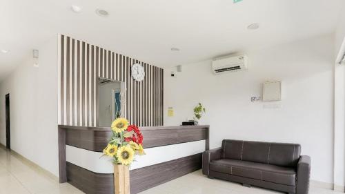 The Rich Hotel near Temple Tian Pao Kong Chinese