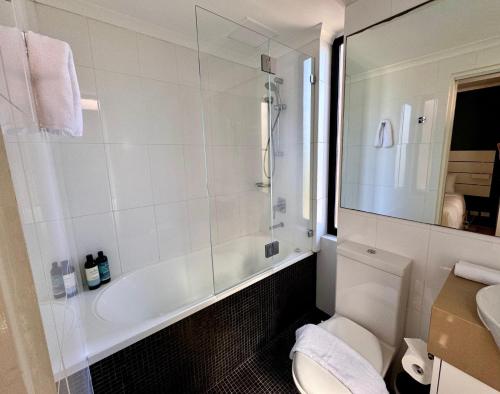 Elizabeth Bay Apmnt - Water Views & Free Parking - image 9