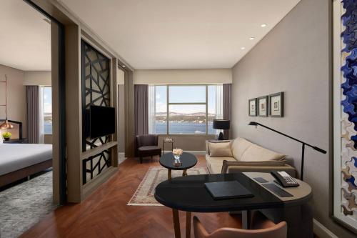 587405412 The Ritz-Carlton, Istanbul at the Bosphorus