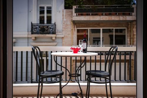 Syntagma square, 60sqm Dream suite Room Type - Two-Bedroom Apartment