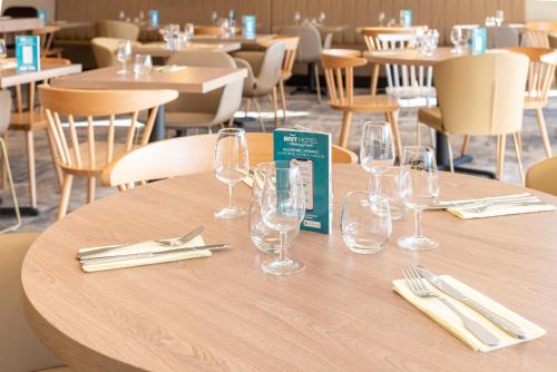 Brit Hotel Orleans St Jean de Braye - L'Antares in Saint-Jean-de-Braye