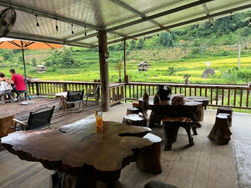 Field House in Nam Cang