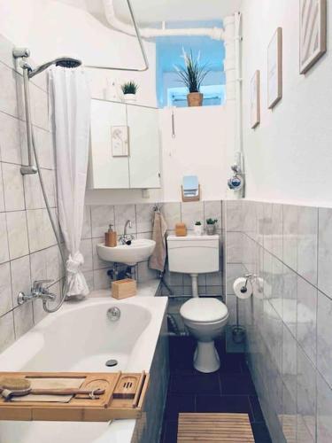 Lovely City Apartment with Balcony, central, Hamburgo (foto 8)