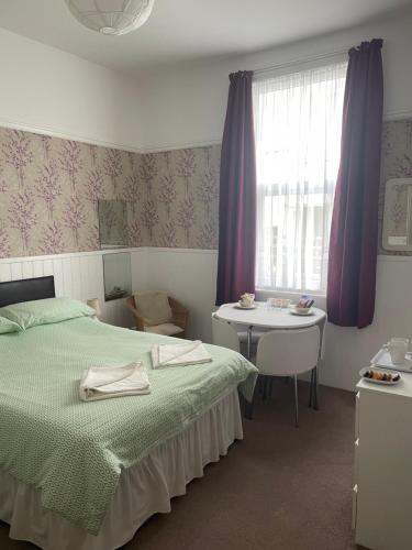 Brunton House Guest House 4