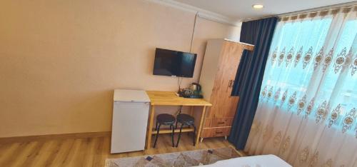 Standard Double or Twin Room with Sea View image 3