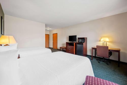 Best Western Annawan Inn - image 10