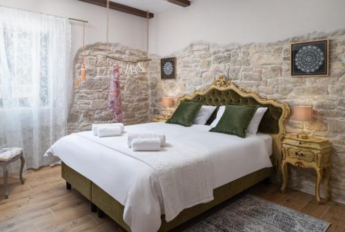 Villa Rustica ZadarVillas in Smilcic