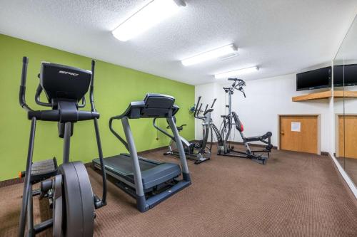 Sleep Inn Henderson - image 10