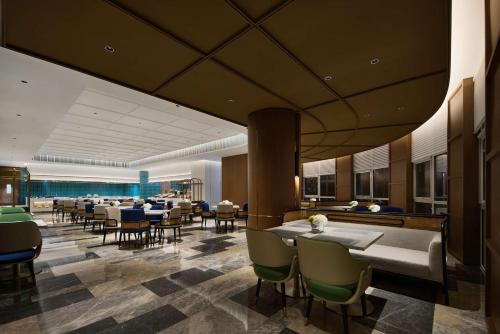ห้องอาหาร, Hilton Garden Inn Tianjin Railway Station in เขตวัฒนธรรมโบราณเทียนสิน