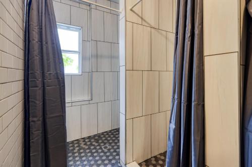 Firehouse Hostel - image 11