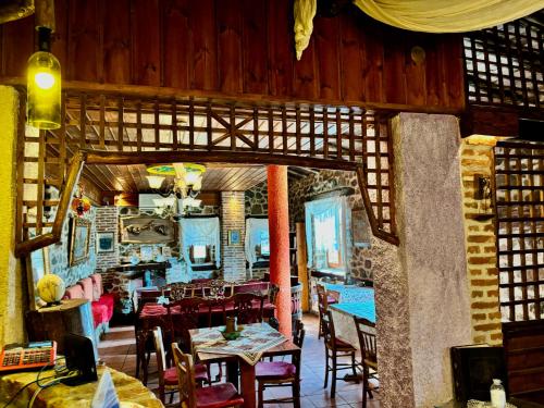 Iaspis Guesthouse - image 14