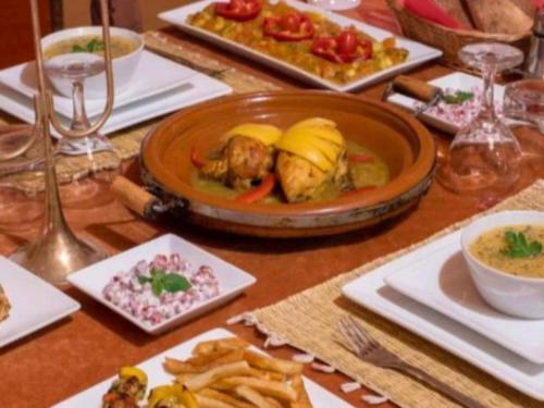 Jedzenie i napoje, Sahara Family Luxury Camp in Merzuga