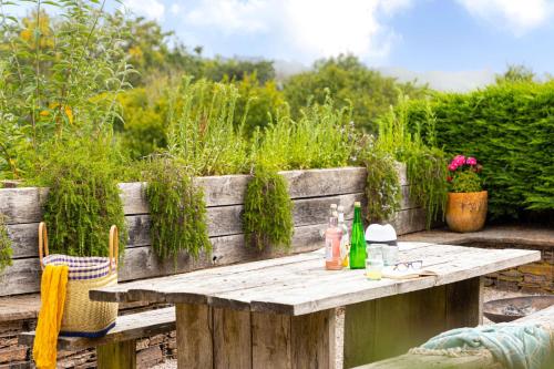 Rocket House - Large family home perched above the river, Dittisham (foto 5)