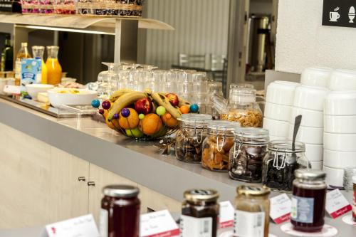 Brit Hotel Cahors - Le France - image 12