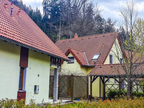 Three-Bedroom Villa image 3