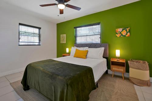 Orlando Retreat 3BR Home, Patio in Orlando, USA