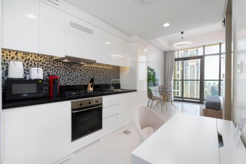 Lux BnB Aykon Tower I Skyline Canal Views, Dubaï (photo 9)