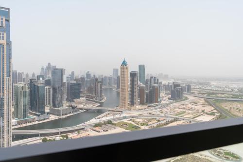 Lux BnB Aykon Tower I Skyline Canal Views, Dubaï (photo 10)