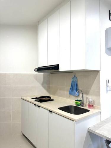 The Shore 02 by KK Cozy Suites The Shore 02 by KK Cozy Suites