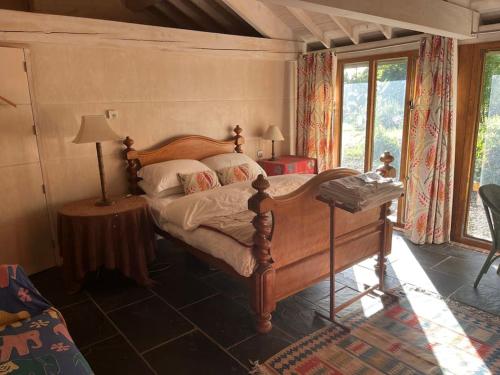 Cosy, spacious barn in four acres of private land, Gloucestershire (fotografie 8)