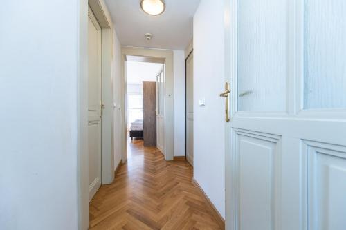 Jiriho z Podebrad Apartments - image 11