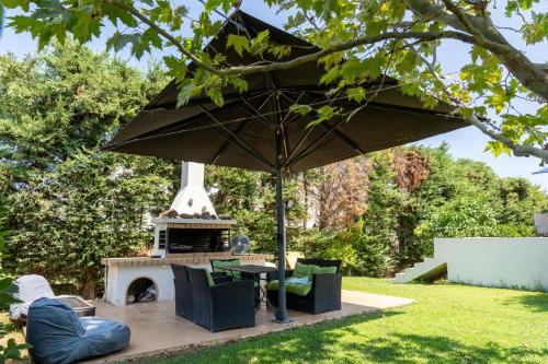 Dārzs, Beautiful Summer Villa in Chalkoutsi in Chalkoutsi (Attiki)