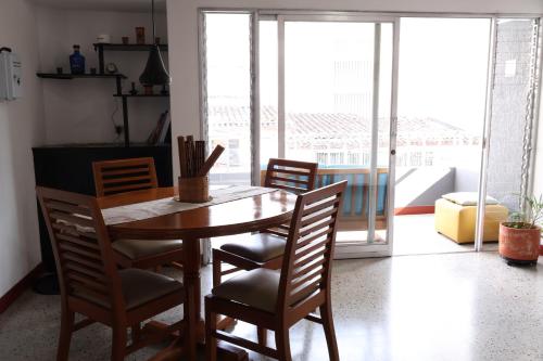 Living Poblado Manila 301 E Habitación Doble, Medellín (Foto 8)