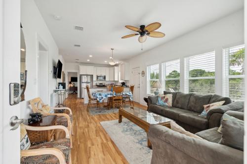 31st West 9th in Folly Beach, USA