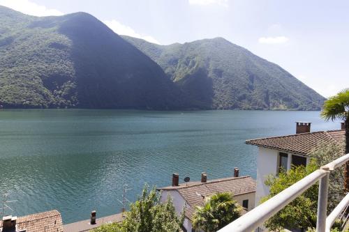 Bližnja okolica, Rustico di Gandria sul lago di Lugano in Gandria